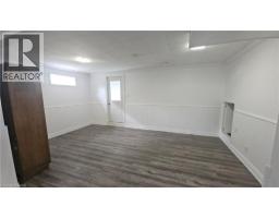 58 BELWOOD Crescent - 13