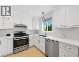 35 ROSEBURY Way - 17