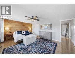 35 ROSEBURY Way - 28