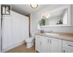 35 ROSEBURY Way - 31
