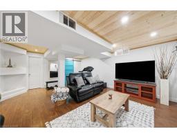 35 ROSEBURY Way - 33