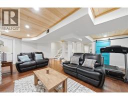 35 ROSEBURY Way - 34