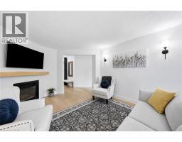 35 ROSEBURY Way - 8