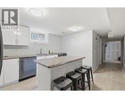 22 MARK Crescent - 16