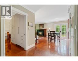 35 MAPLE HILL Drive - 16