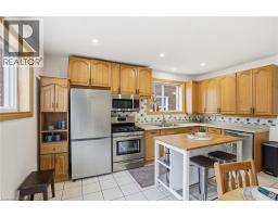 17 TUXEDO Avenue S - 13
