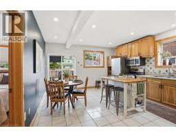 17 TUXEDO Avenue S - 18