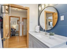 17 TUXEDO Avenue S - 24