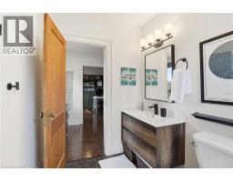 17 TUXEDO Avenue S - 27