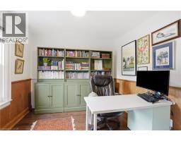 17 TUXEDO Avenue S - 28