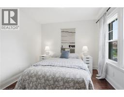 17 TUXEDO Avenue S - 31