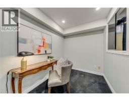 1633 GREENBRIAR Drive - 43