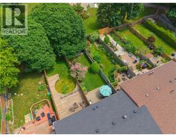 48 GUERIN Avenue - 36