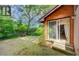 206 CANDLEWOOD Crescent UnitNo. 9 - 31