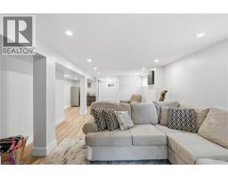 16 KINGS FOREST Drive - 36