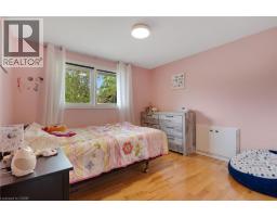 7 BLUE HERON Court - 24