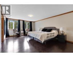 7 BLUE HERON Court - 26
