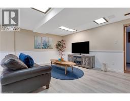 7 BLUE HERON Court - 31