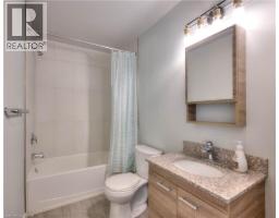 318 SPRUCE Street UnitNo. 808 - 15