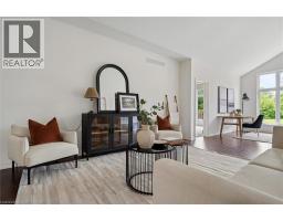27 RILEY Crescent - 12