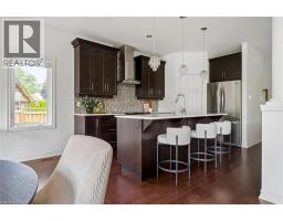 27 RILEY Crescent - 17