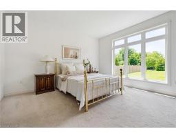 27 RILEY Crescent - 25