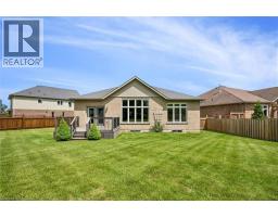 27 RILEY Crescent - 33