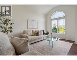 27 RILEY Crescent - 6