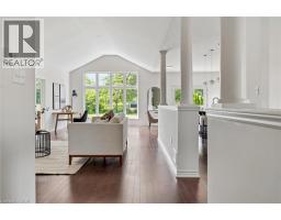 27 RILEY Crescent - 8