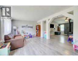 154 EVERT Street - 13