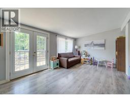 154 EVERT Street - 14