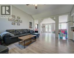 154 EVERT Street - 16