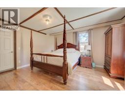 154 EVERT Street - 19