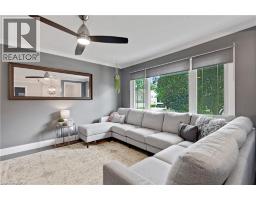 64 CINDY Avenue - 12