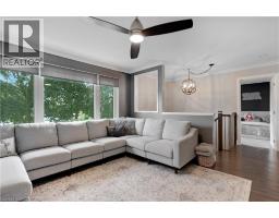 64 CINDY Avenue - 13
