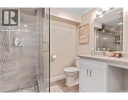 64 CINDY Avenue - 37