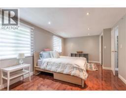8229 RIDEAU Street - 14