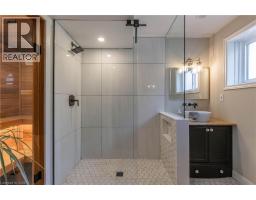 8229 RIDEAU Street - 20