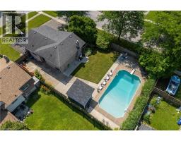 8229 RIDEAU Street - 31