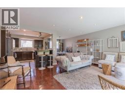 8229 RIDEAU Street - 6