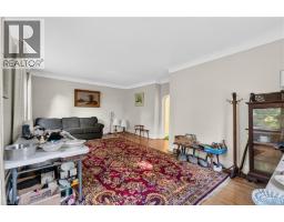 1629 GREGORY Road - 10