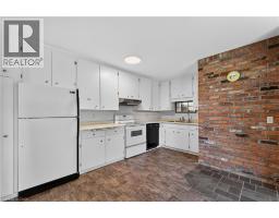 1629 GREGORY Road - 25