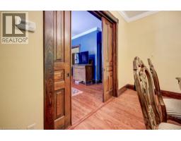 6 TWEED Street - 11
