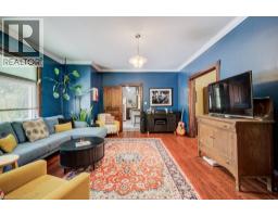 6 TWEED Street - 15