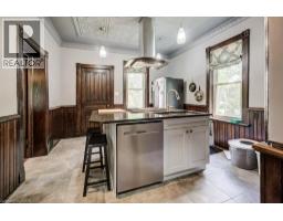 6 TWEED Street - 20