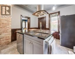 6 TWEED Street - 21