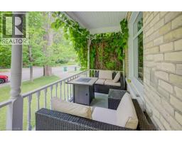 6 TWEED Street - 3