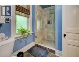 6 TWEED Street - 32