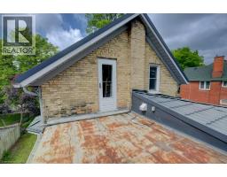 6 TWEED Street - 35