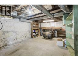 6 TWEED Street - 39